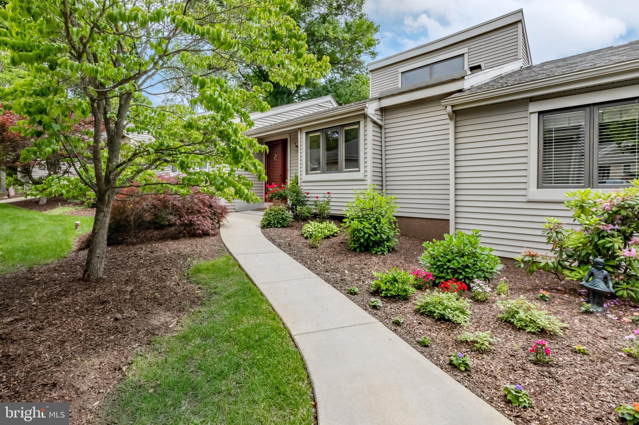 562 Franklin Way #562