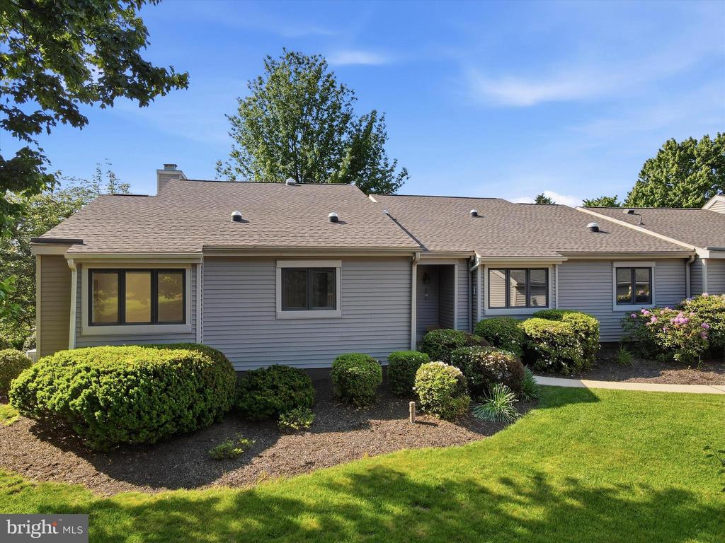 576 FRANKLIN WAY Unit: 576