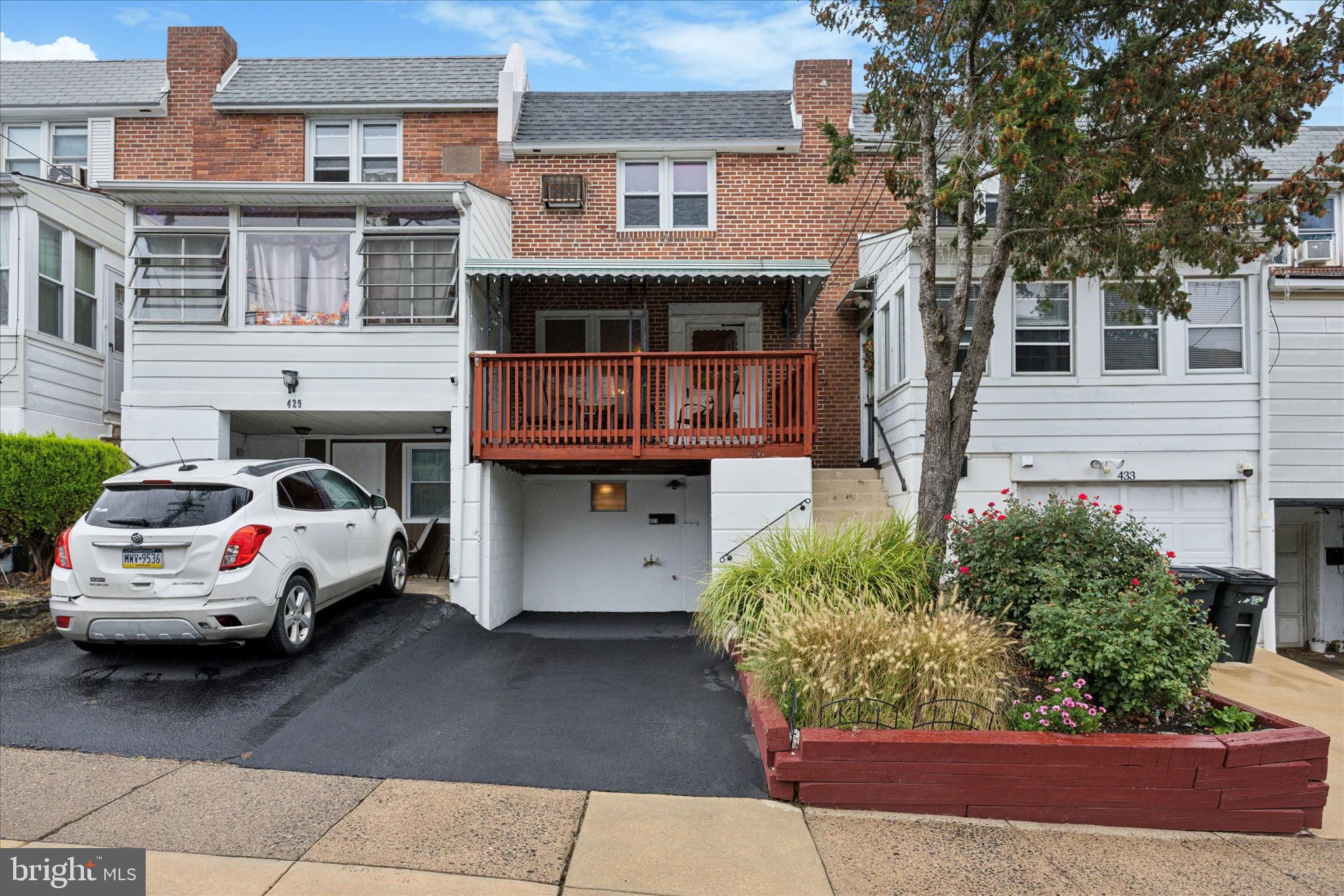 431 E BROADWAY AVENUE