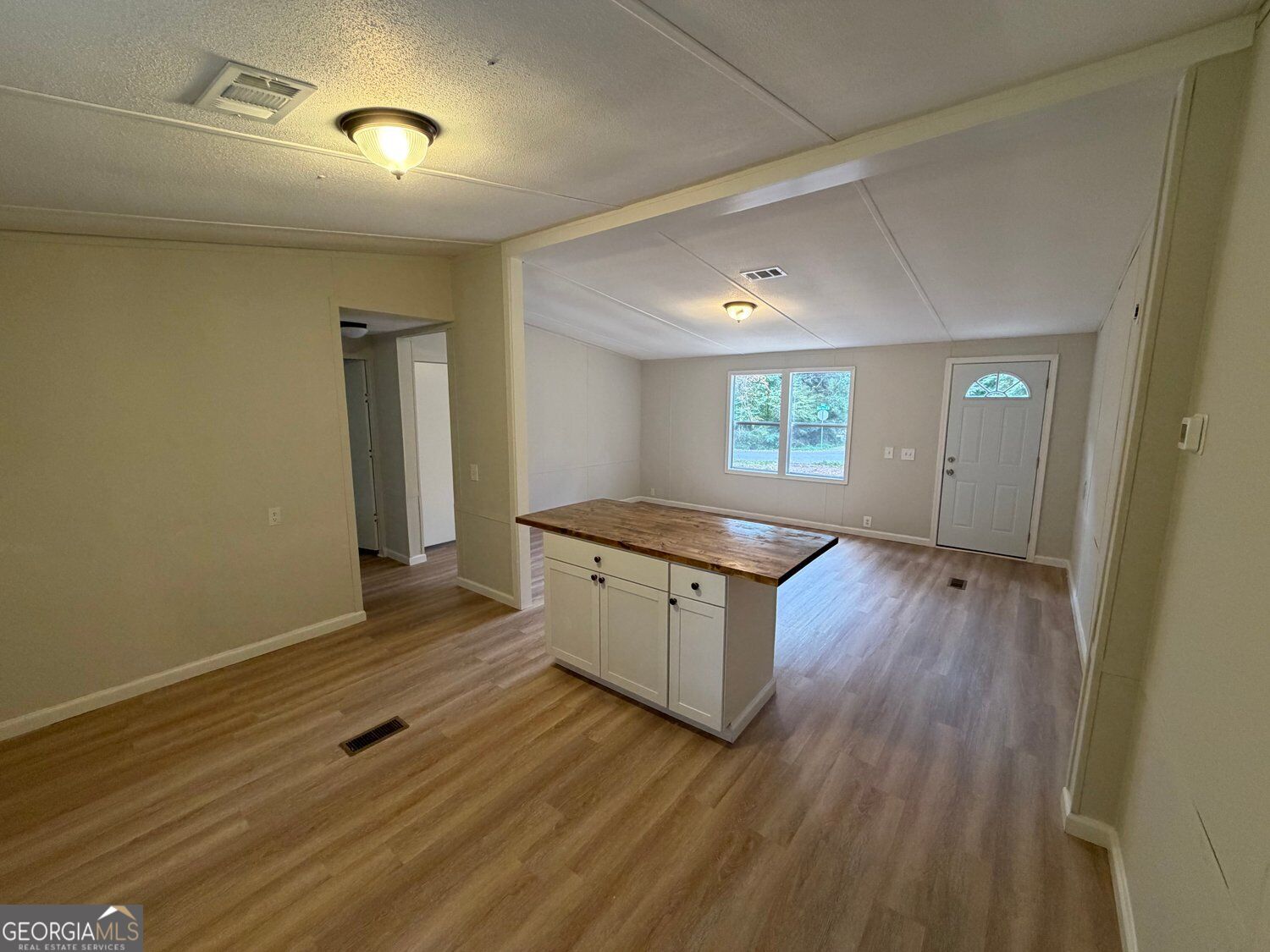 6125 River Run Circle