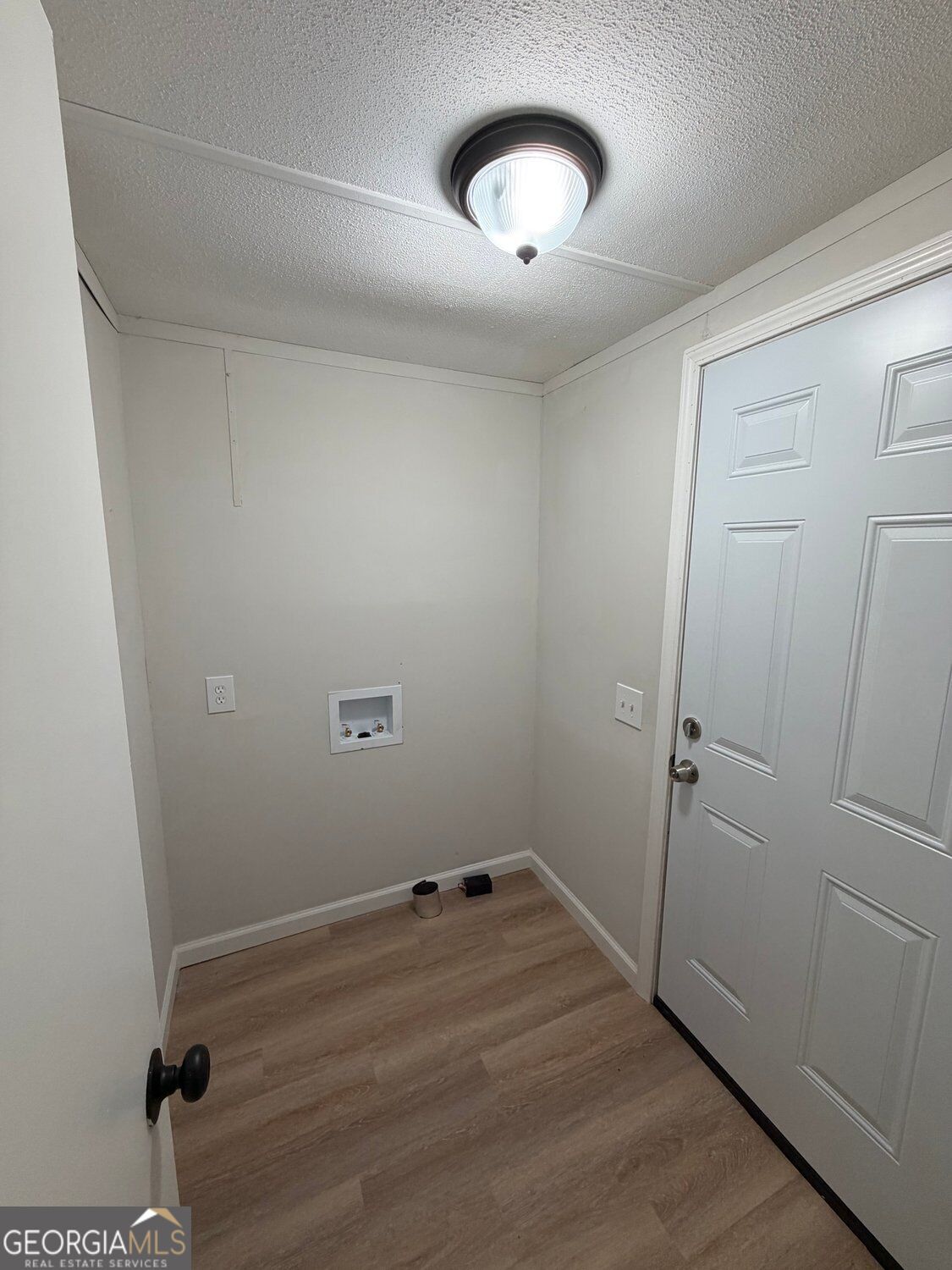 6125 River Run Circle