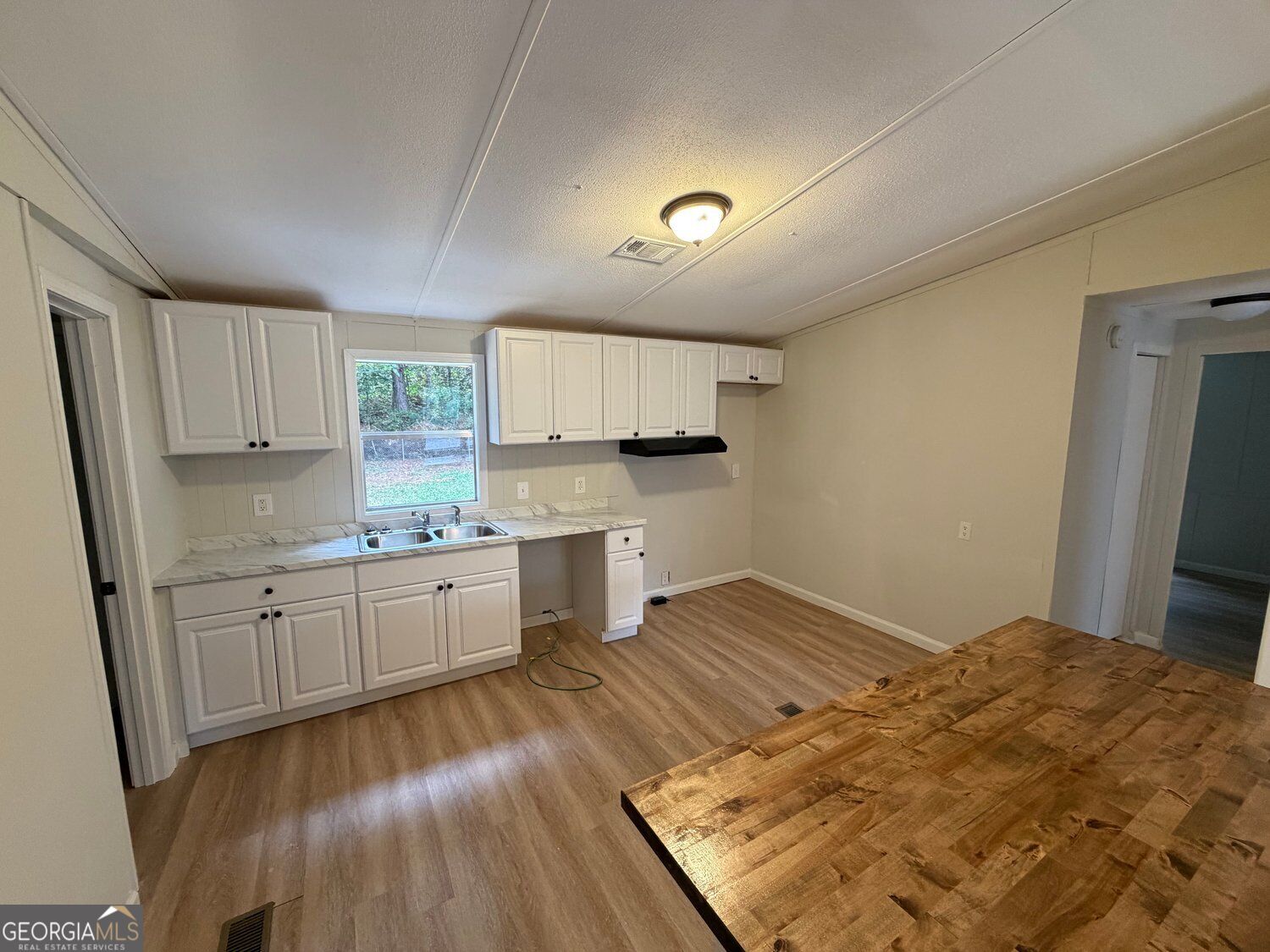 6125 River Run Circle