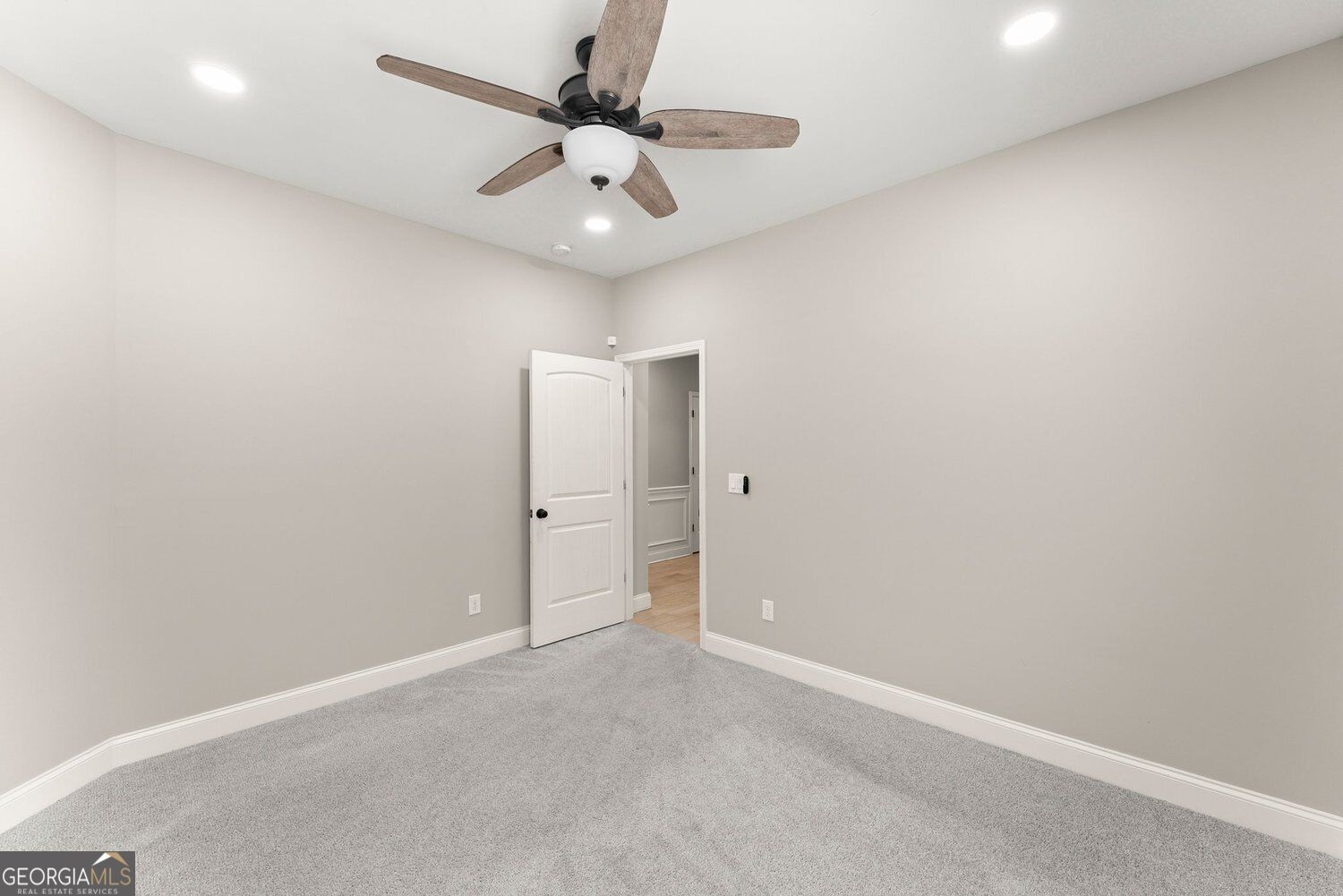 3588 Phoenix Cove Drive