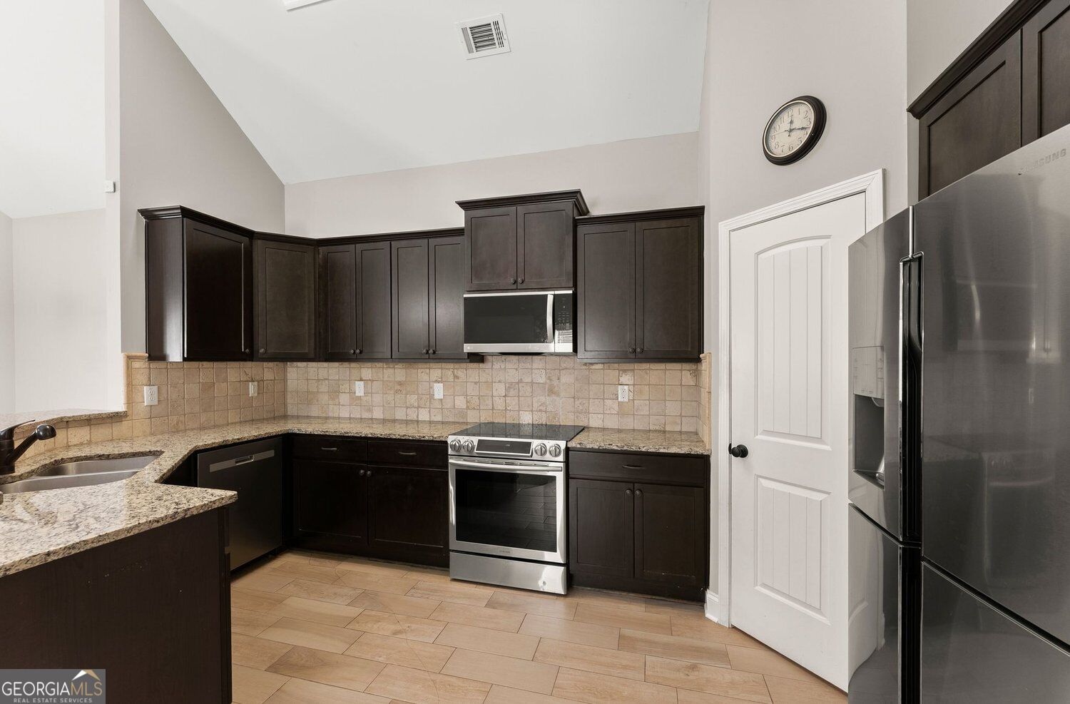 3588 Phoenix Cove Drive