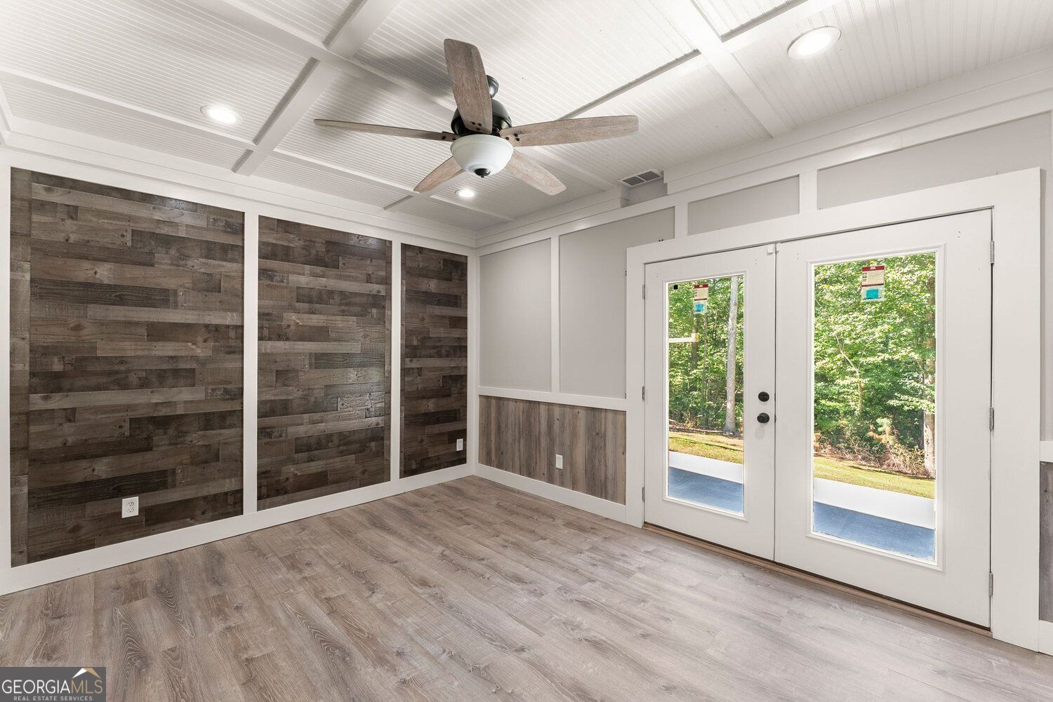3588 Phoenix Cove Drive