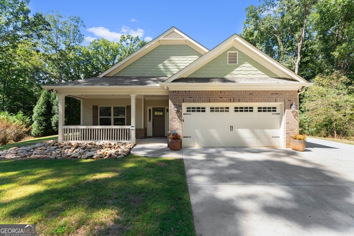 3588 Phoenix Cove Drive