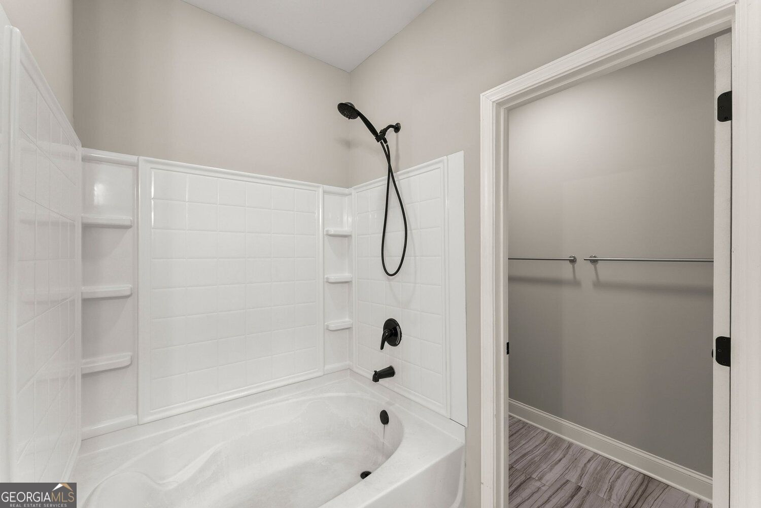 3588 Phoenix Cove Drive
