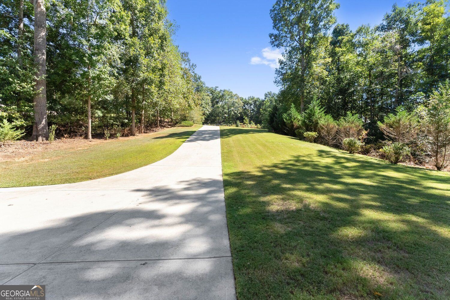 3588 Phoenix Cove Drive