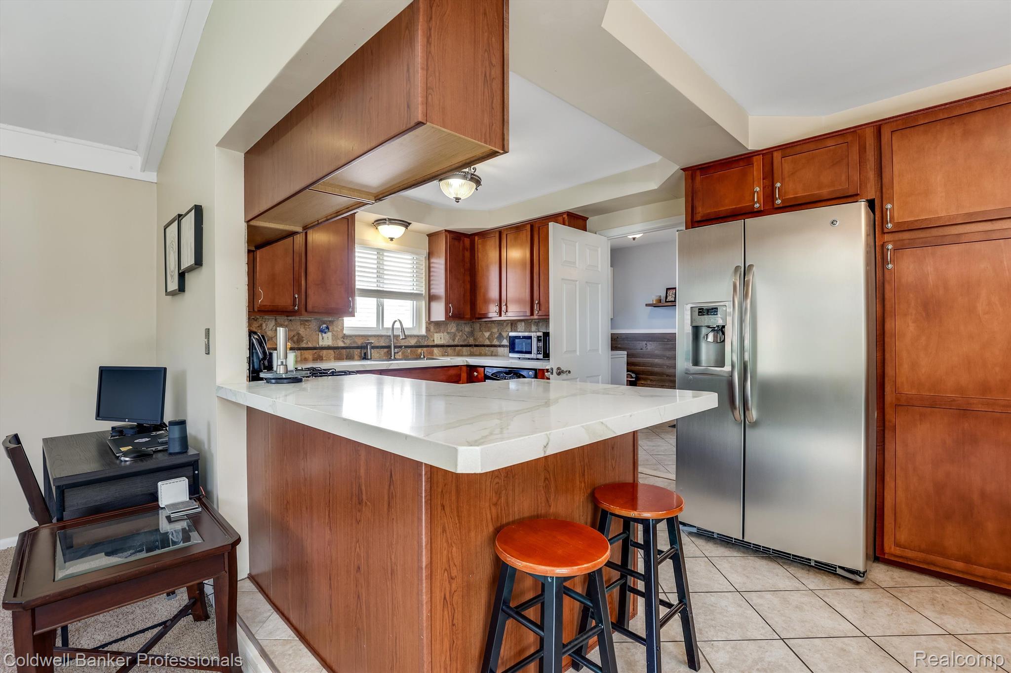 23248 ROBERT JOHN Street
