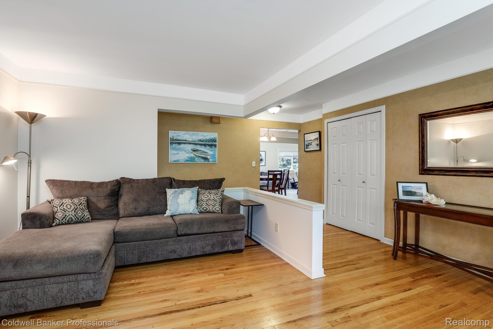 23248 ROBERT JOHN Street