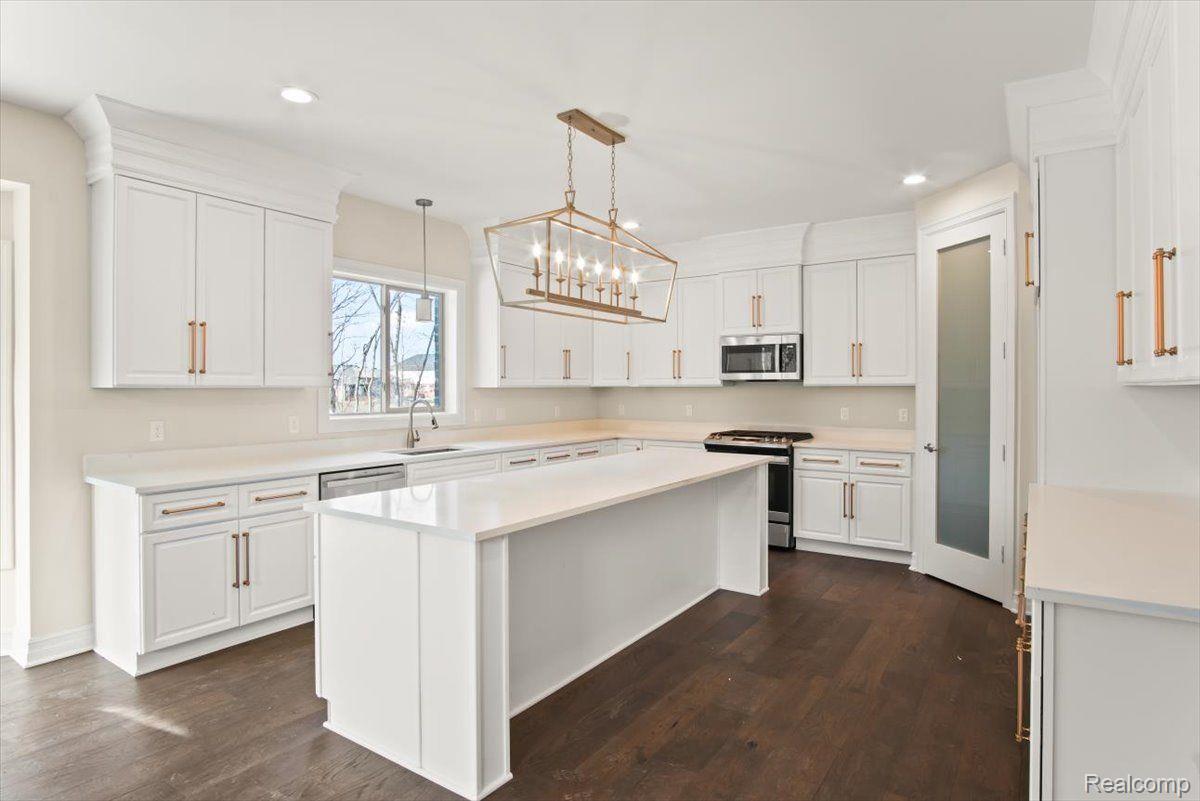 56309 SCOTLAND Drive