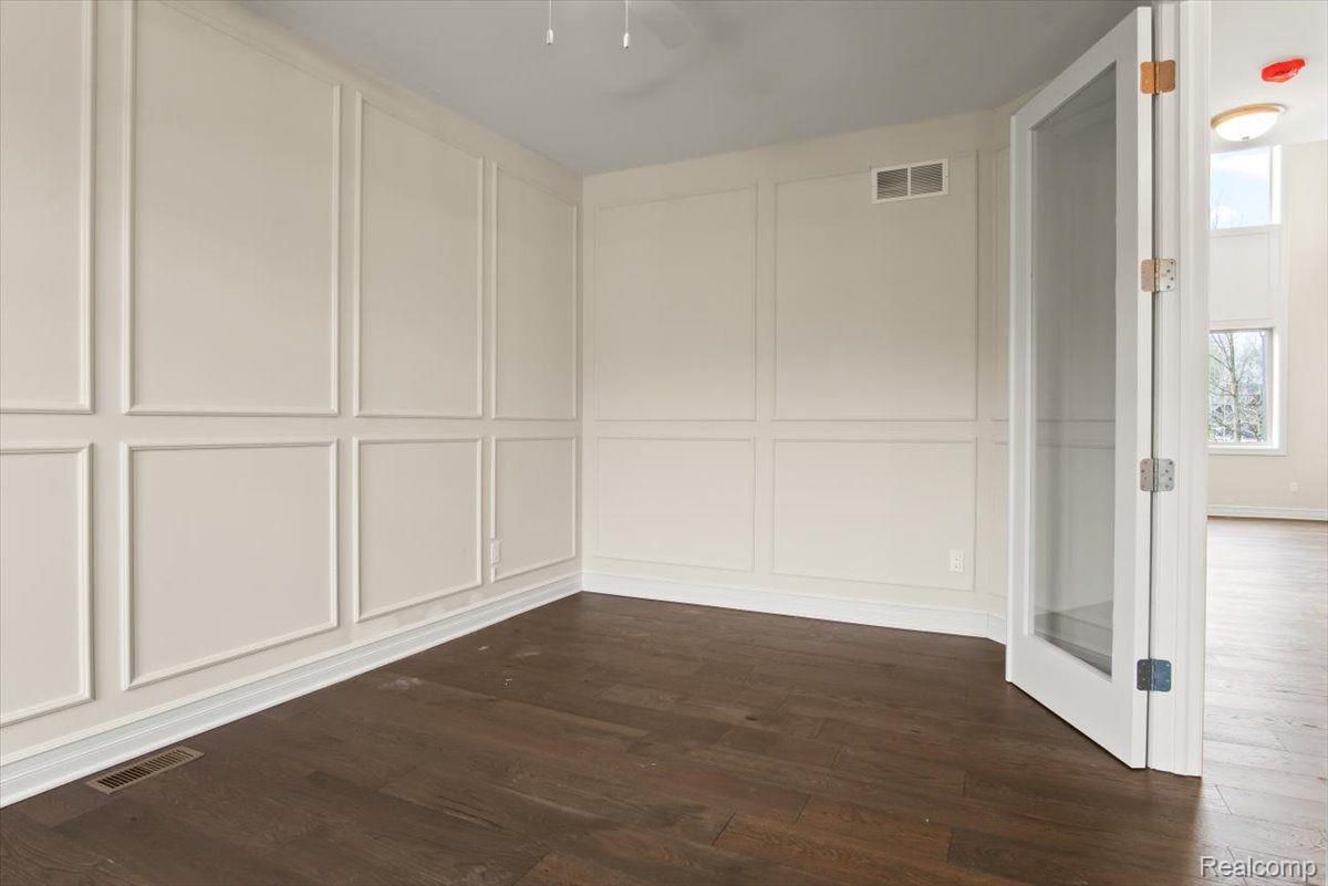 56309 SCOTLAND Drive