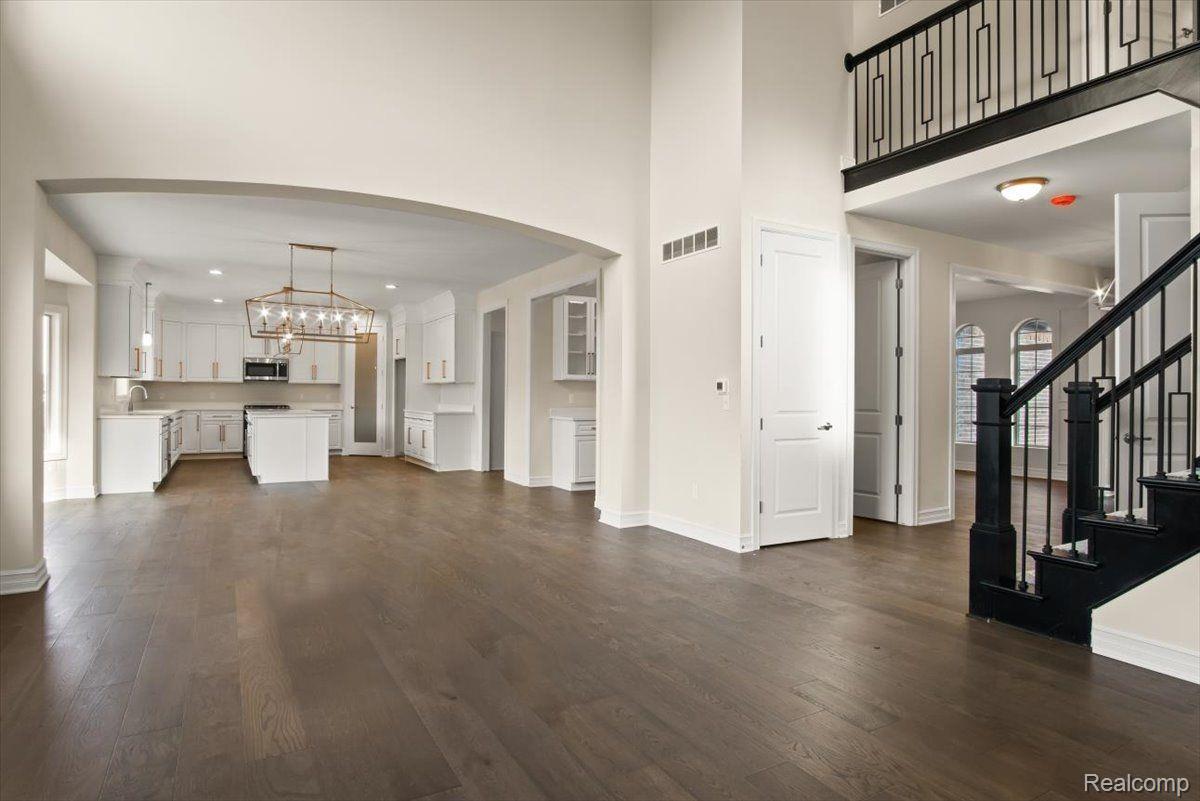 56309 SCOTLAND Drive