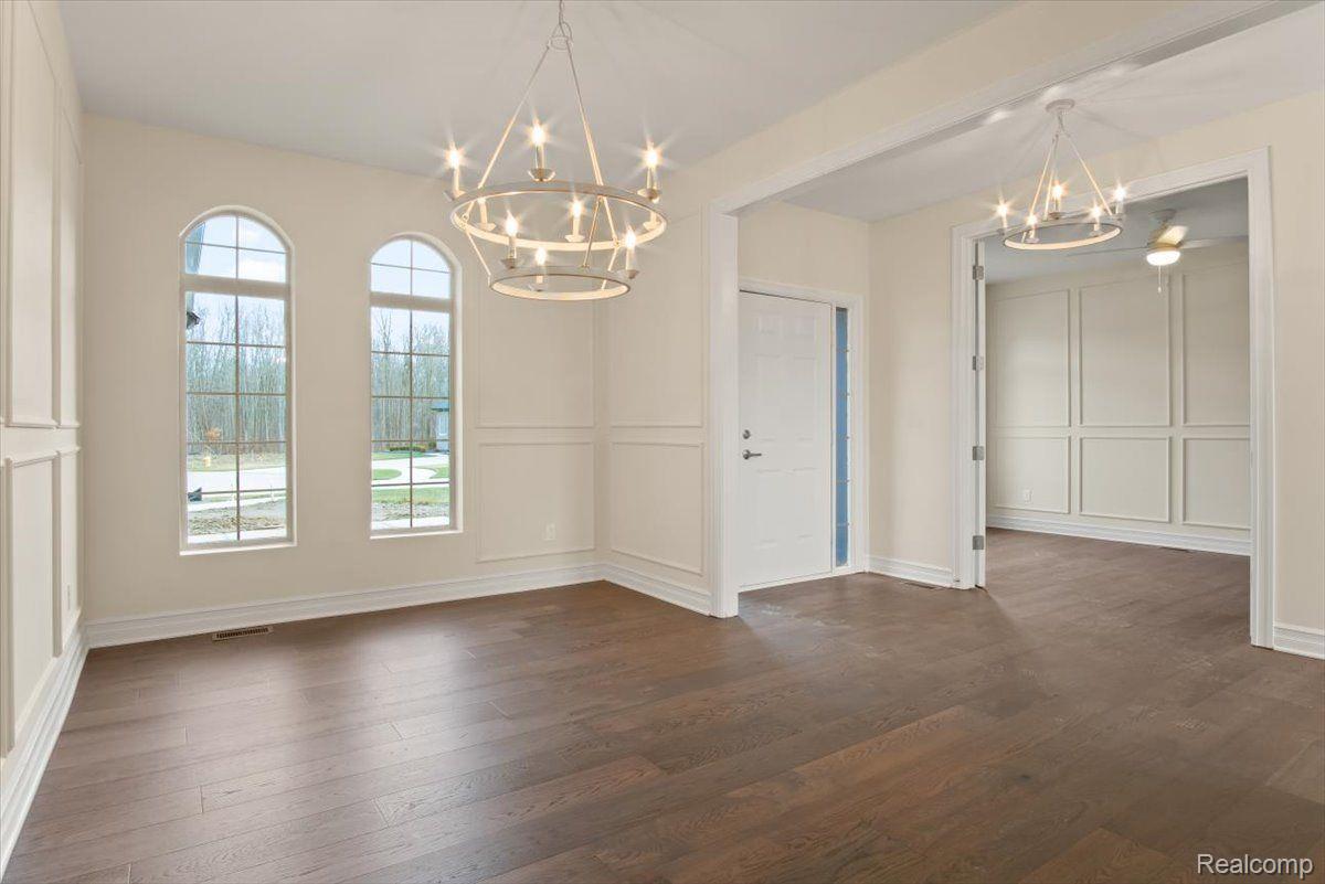 56309 SCOTLAND Drive