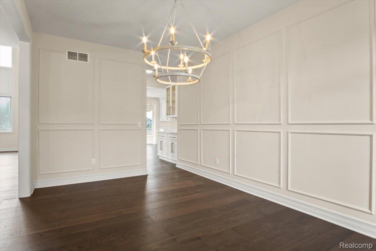 56309 SCOTLAND Drive