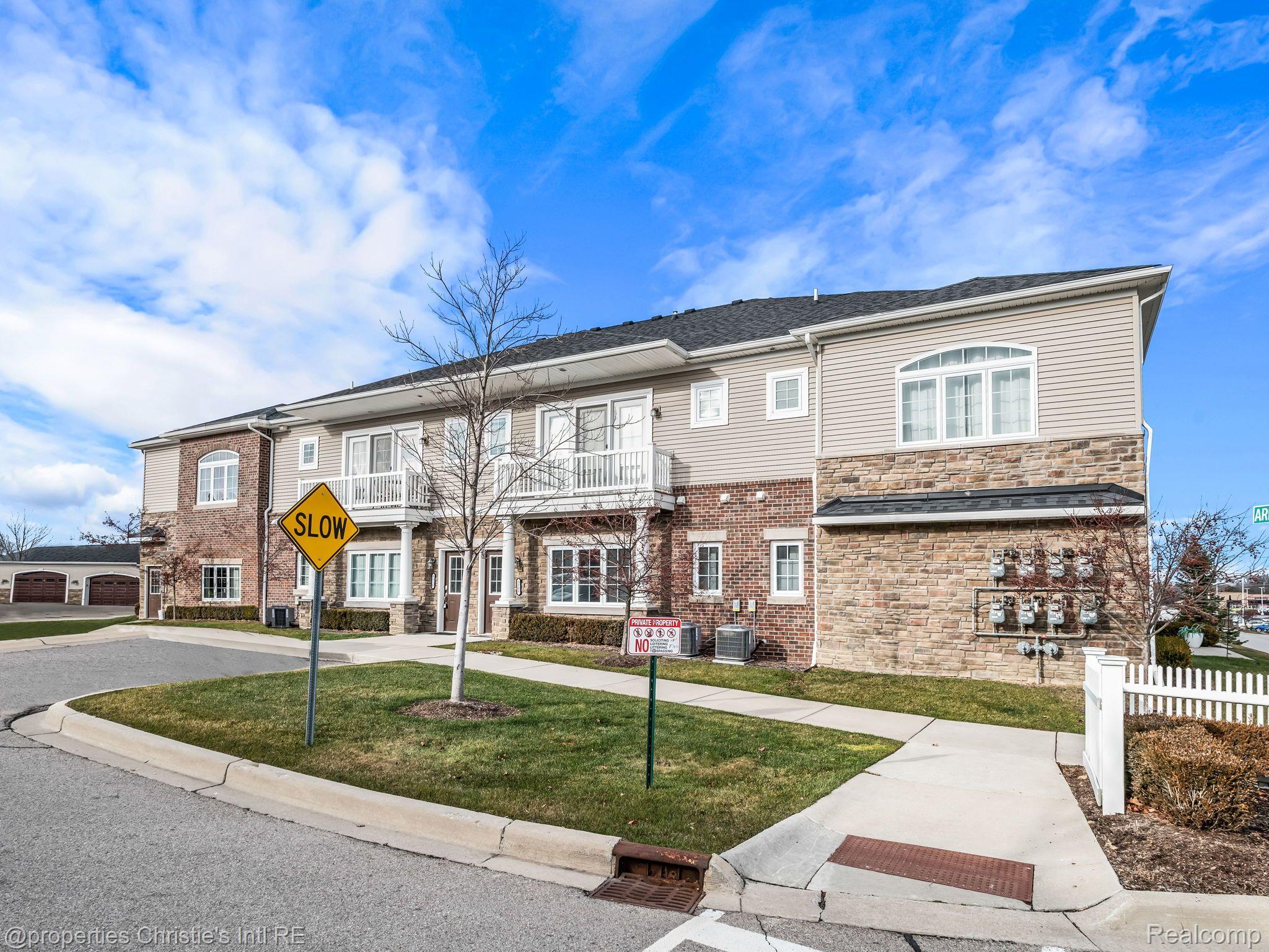 5508 ARBOR CHASE Drive