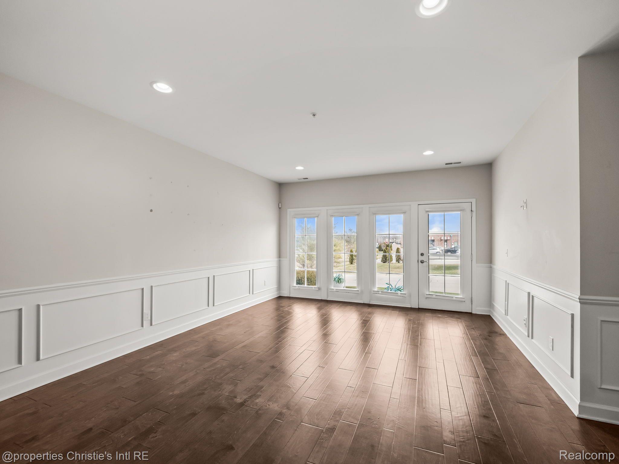 5508 ARBOR CHASE Drive