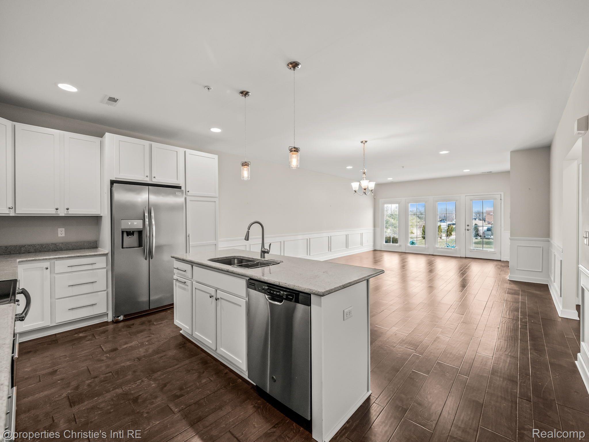 5508 ARBOR CHASE Drive