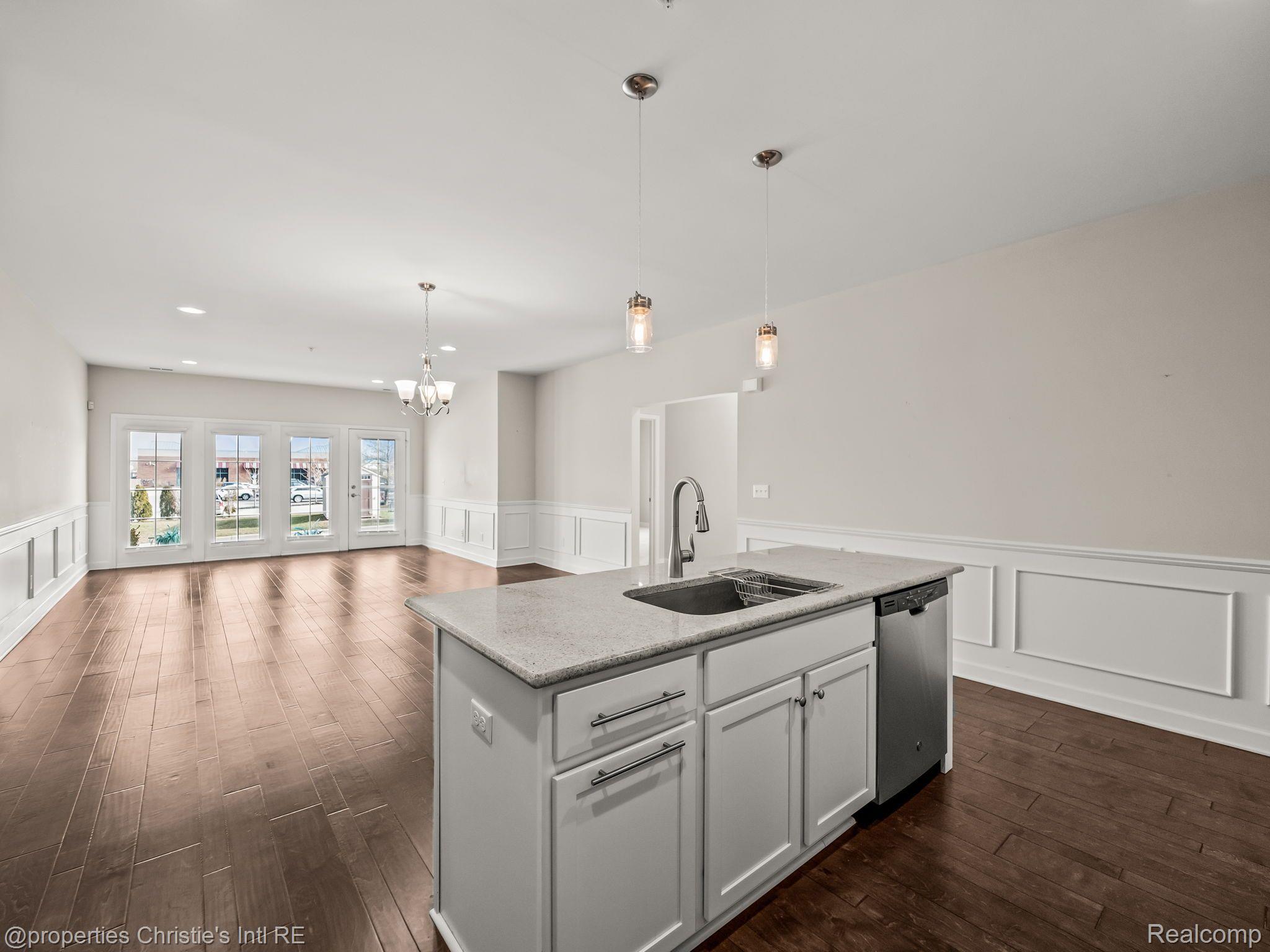 5508 ARBOR CHASE Drive