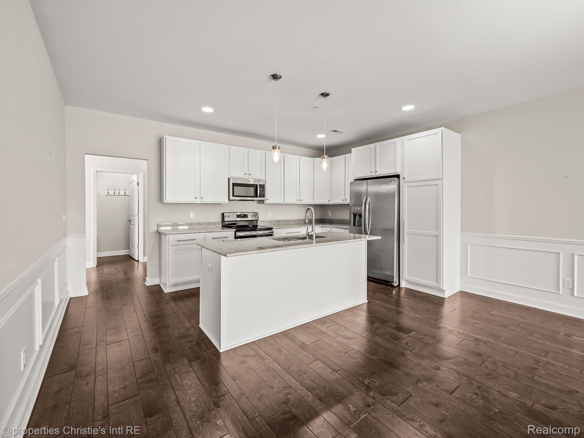 5508 ARBOR CHASE Drive