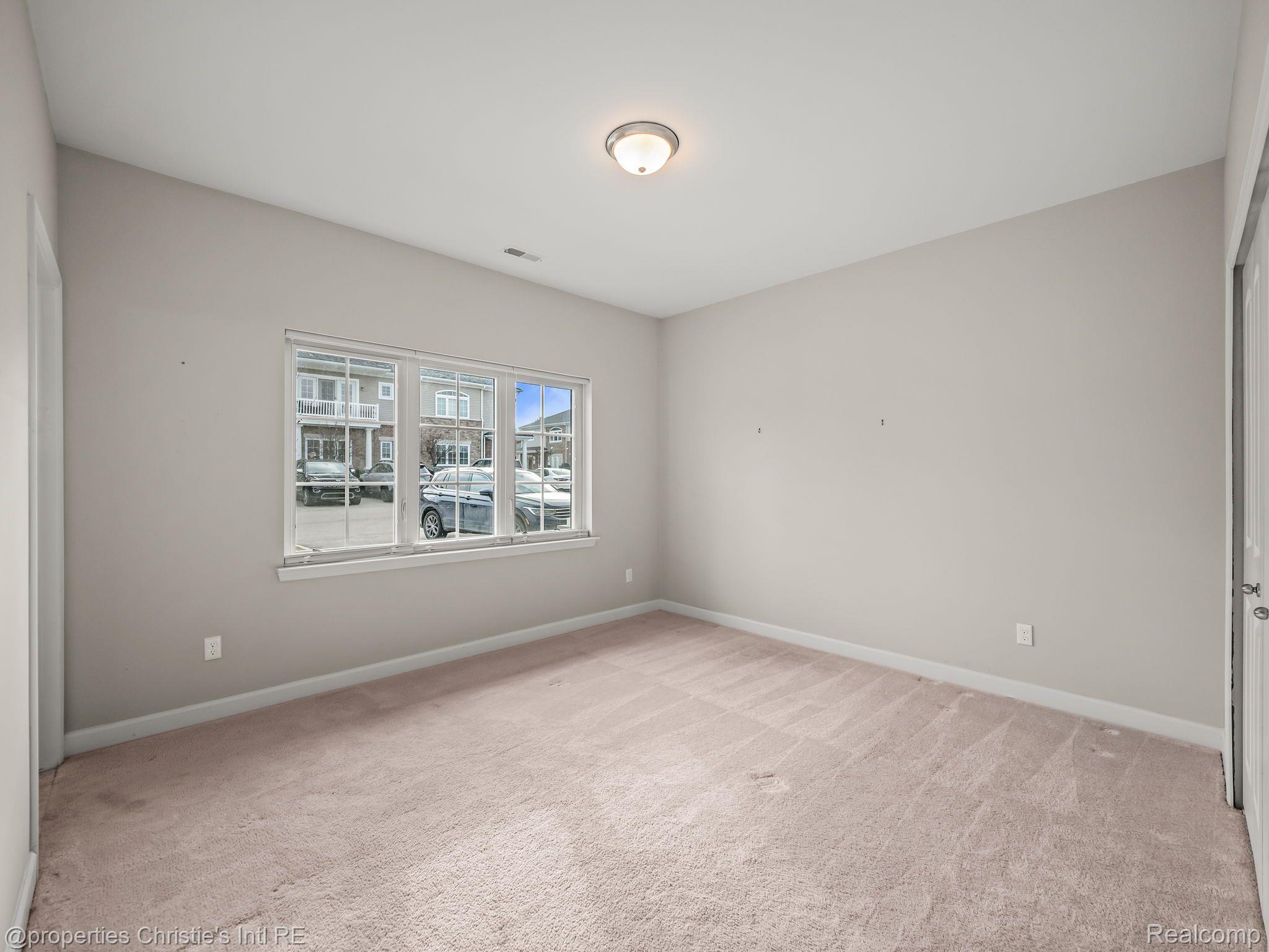 5508 ARBOR CHASE Drive