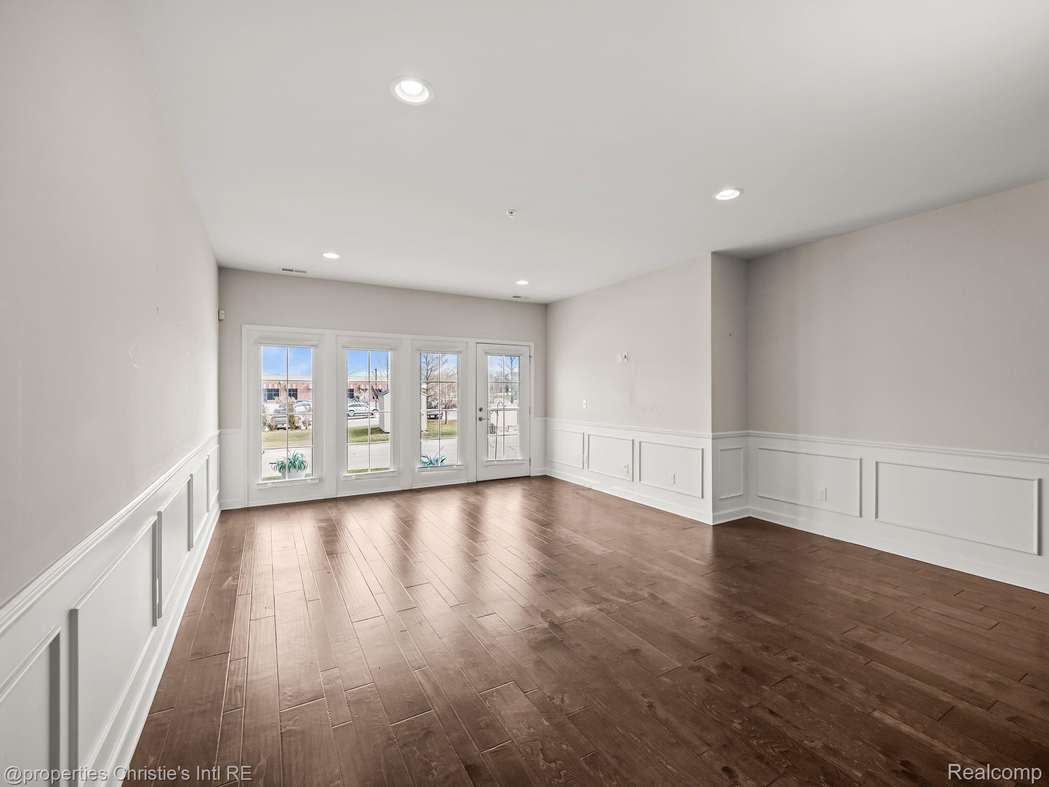 5508 ARBOR CHASE Drive