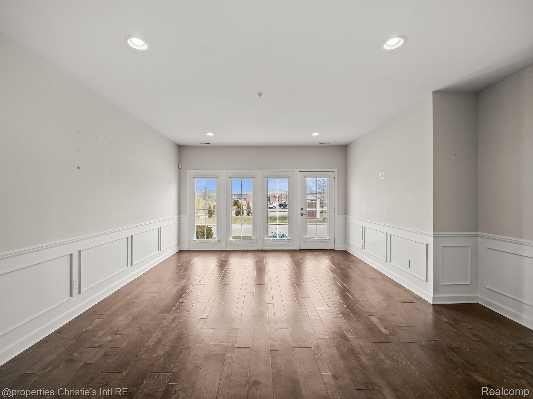 5508 ARBOR CHASE Drive