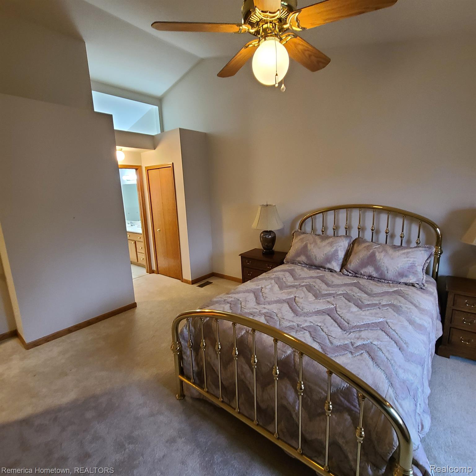 700 HEATHERIDGE Court