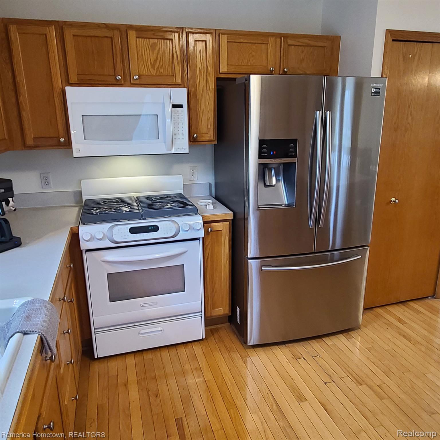 700 HEATHERIDGE Court