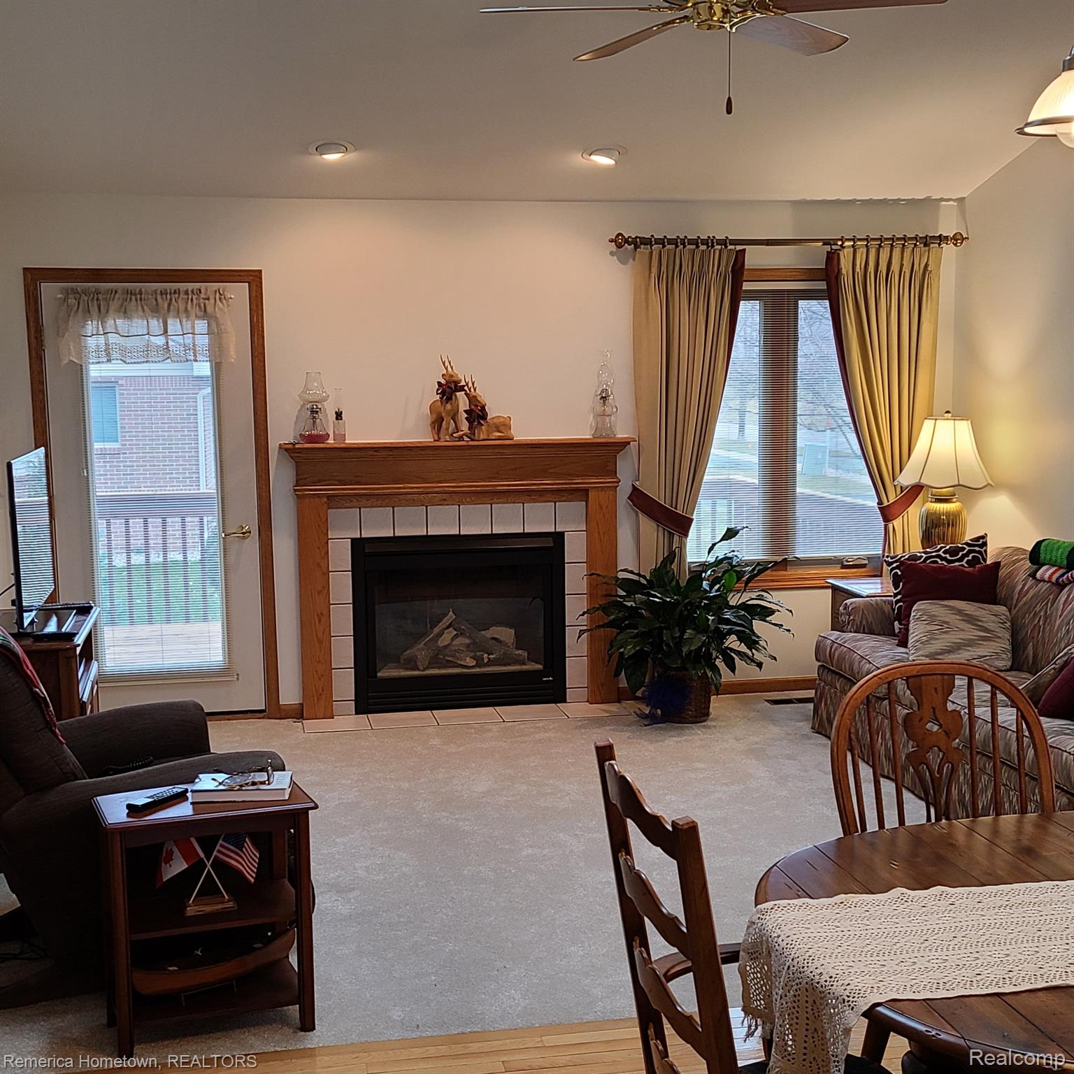 700 HEATHERIDGE Court