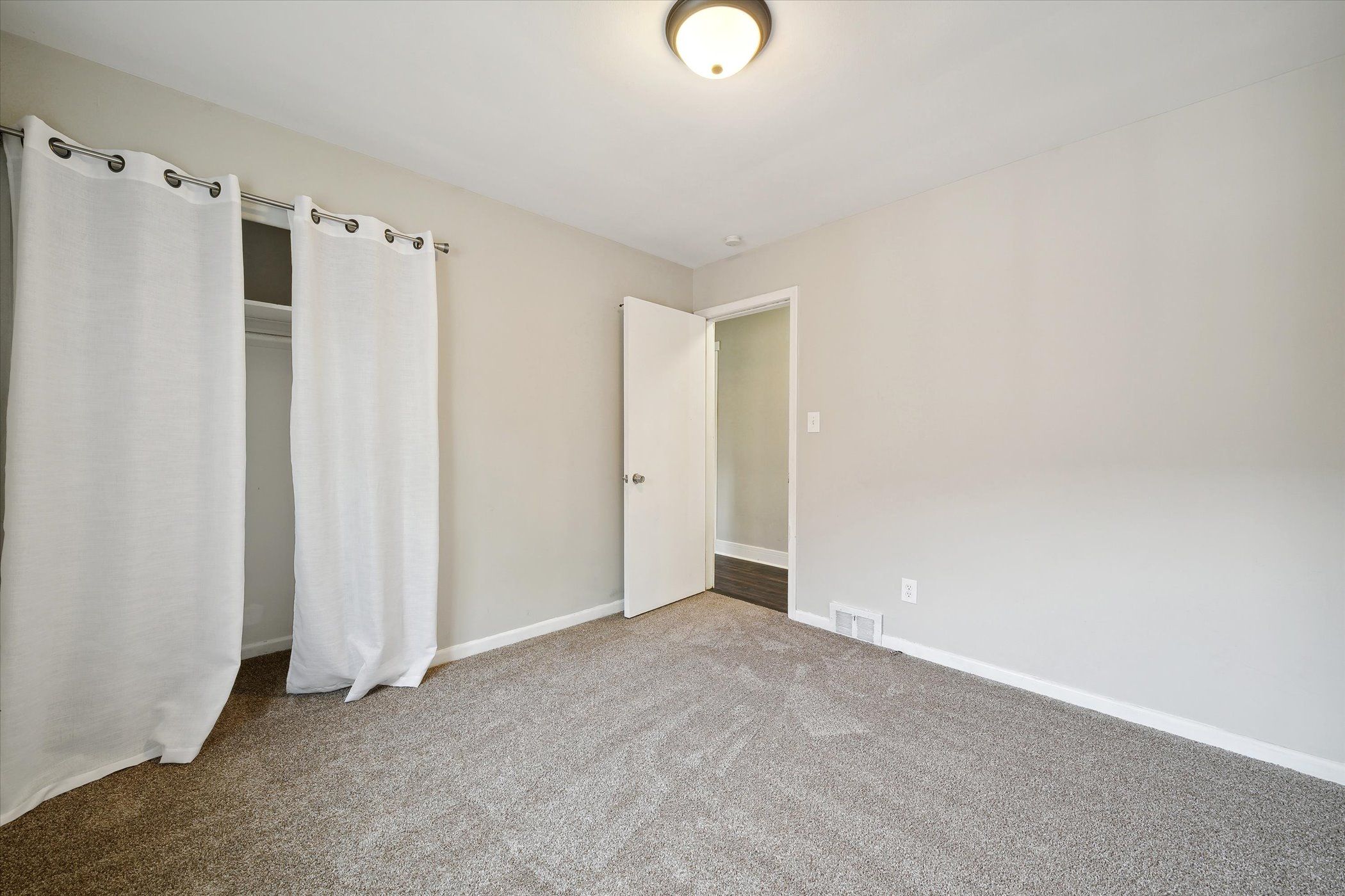 24658 ROANOKE Avenue