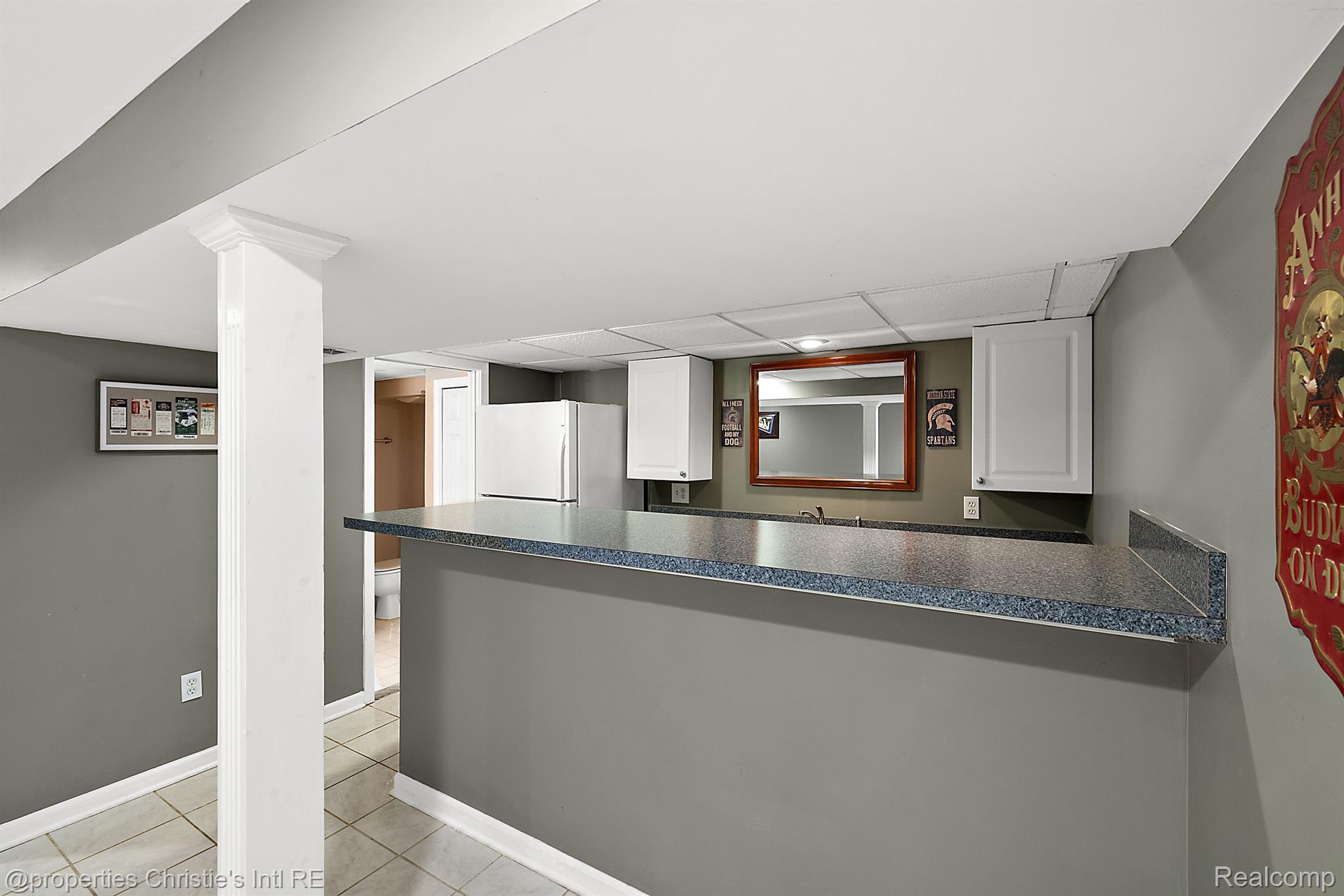 8748 HAMILTON EAST Drive