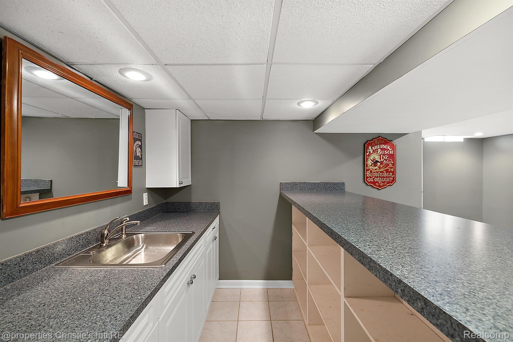 8748 HAMILTON EAST Drive