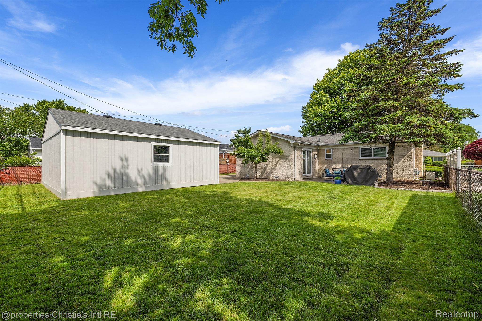 8748 HAMILTON EAST Drive