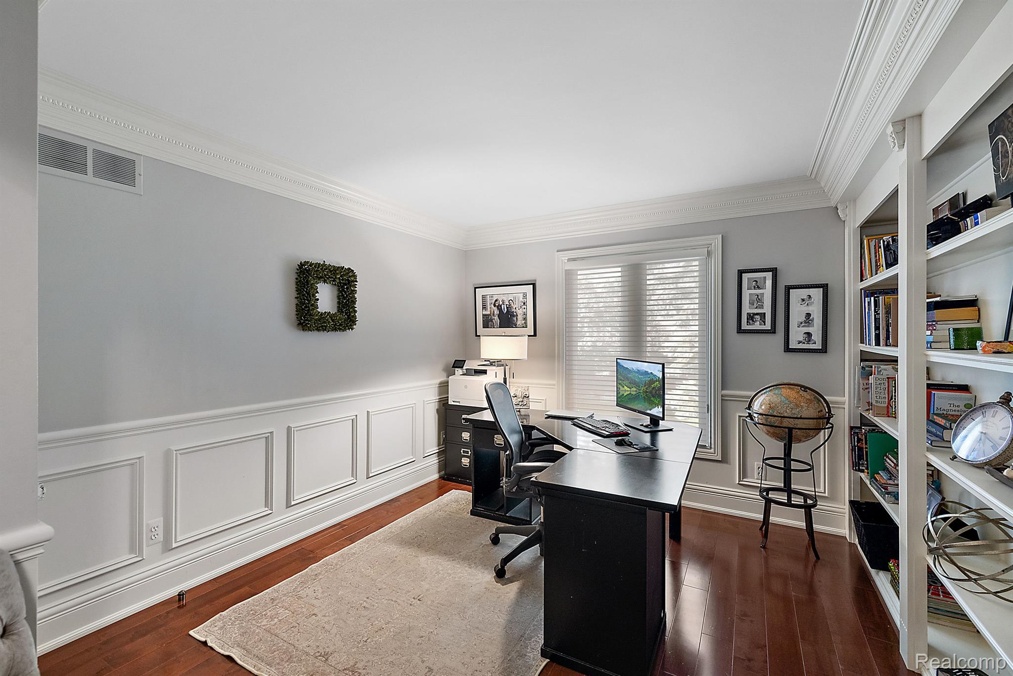 565 SNOWMASS Drive