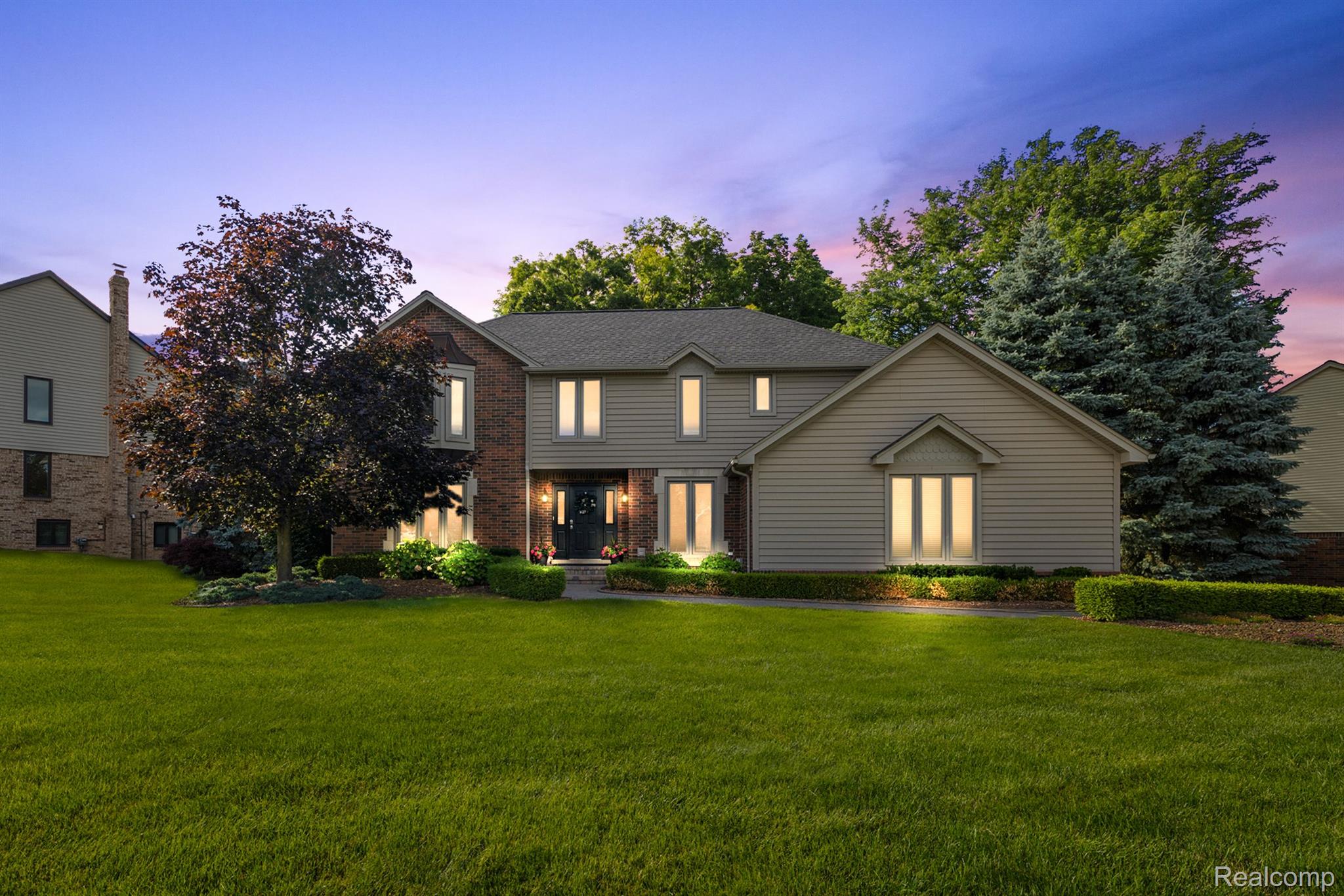 565 SNOWMASS Drive