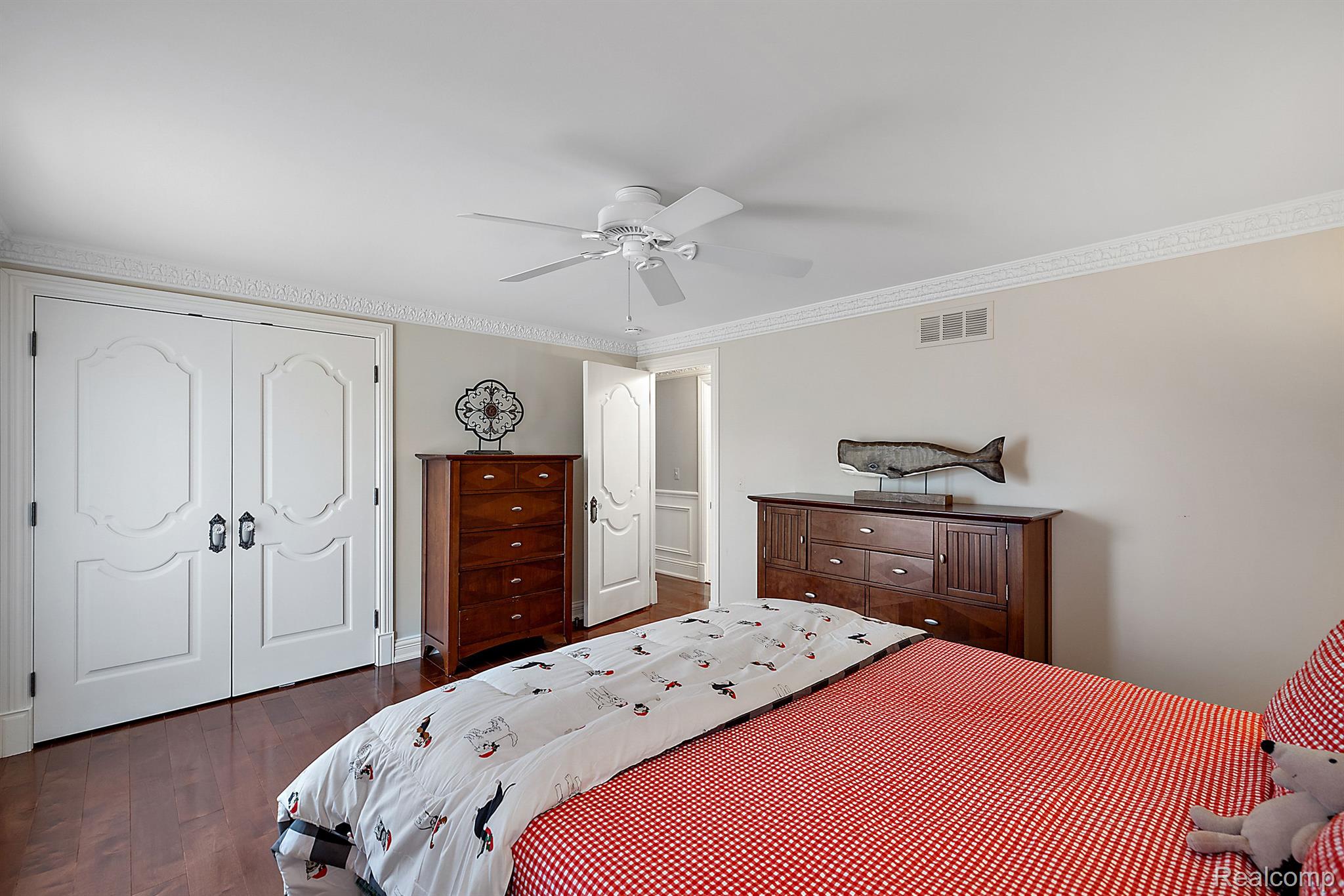 565 SNOWMASS Drive
