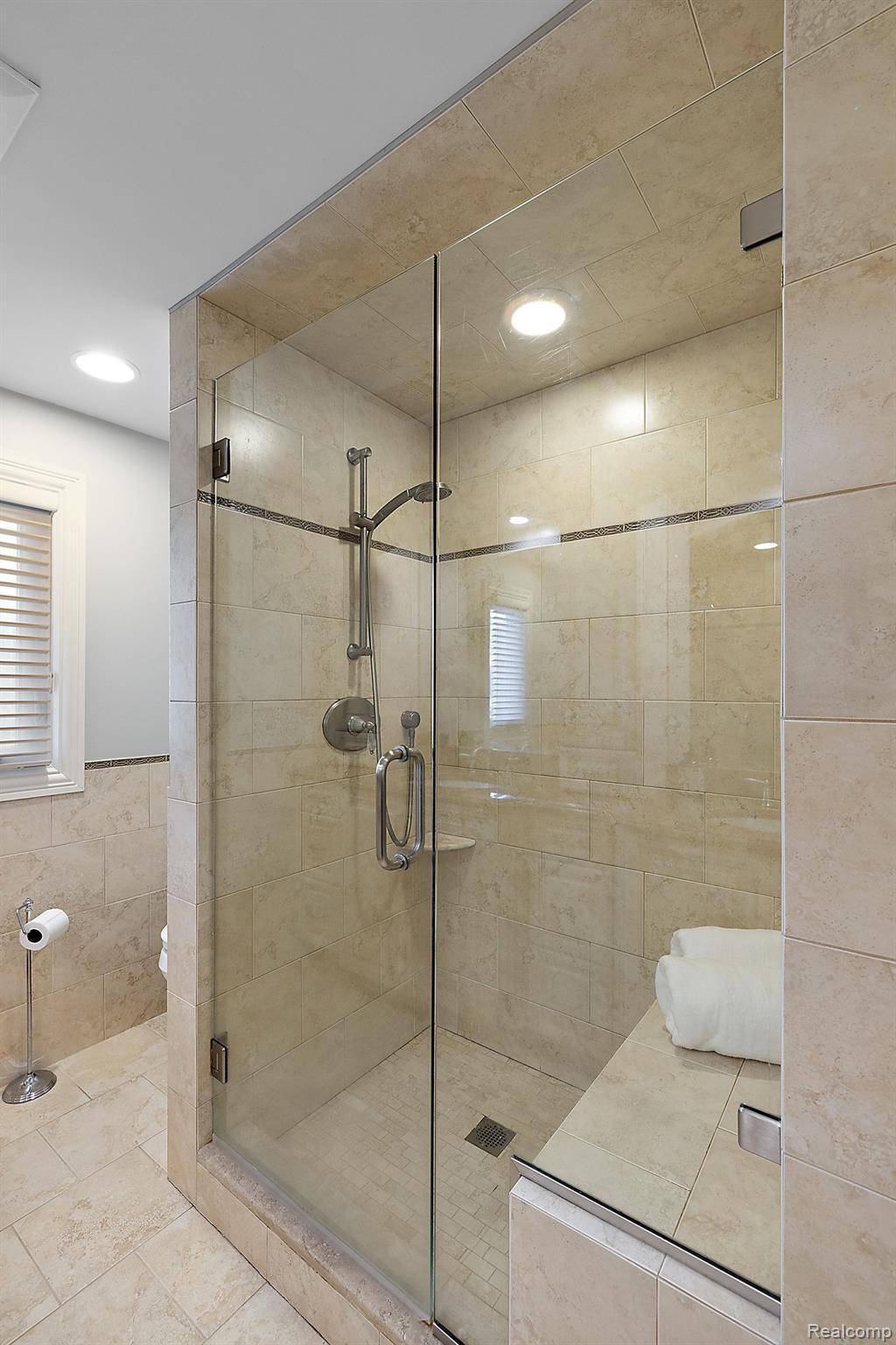565 SNOWMASS Drive