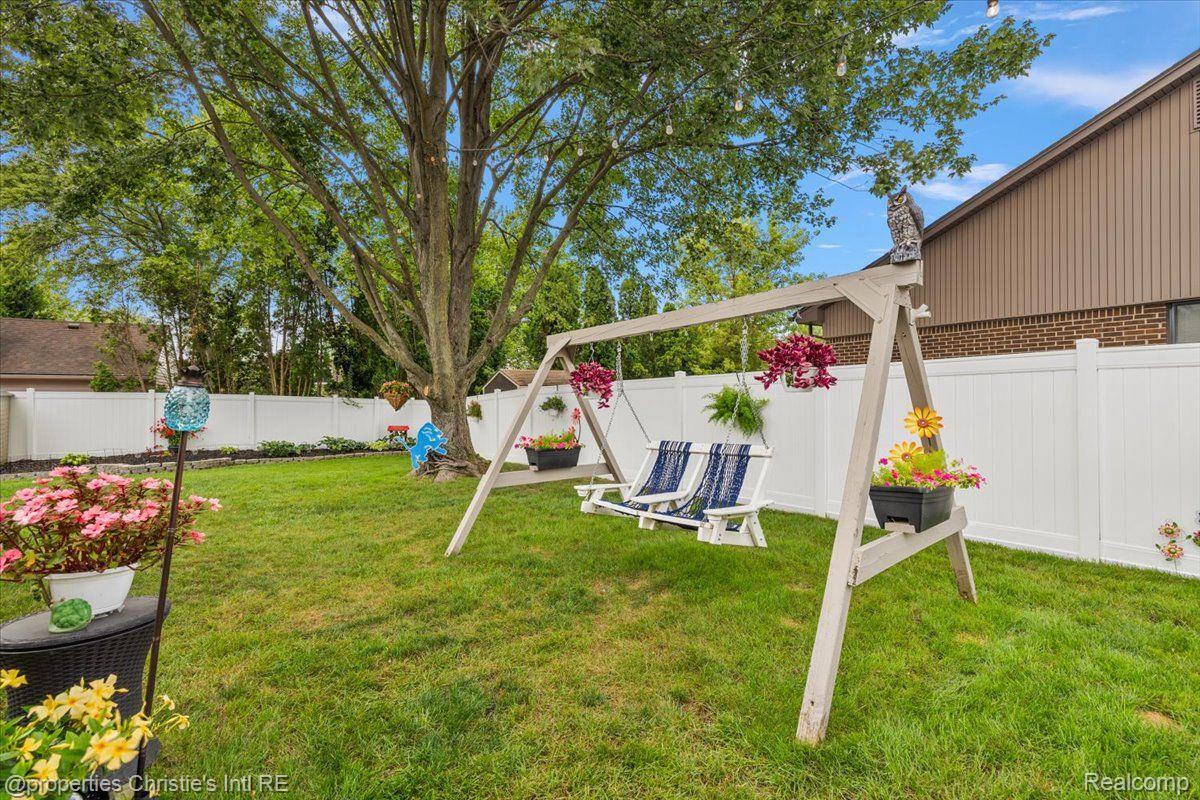 41293 IRONWOOD Drive