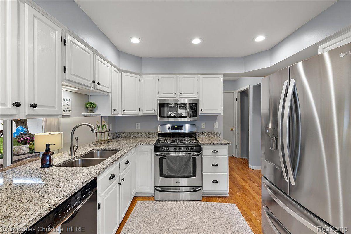 41293 IRONWOOD Drive