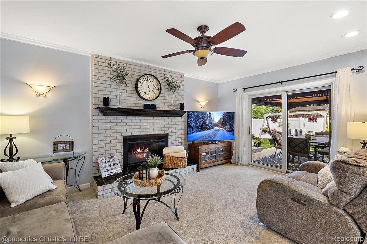 41293 IRONWOOD Drive