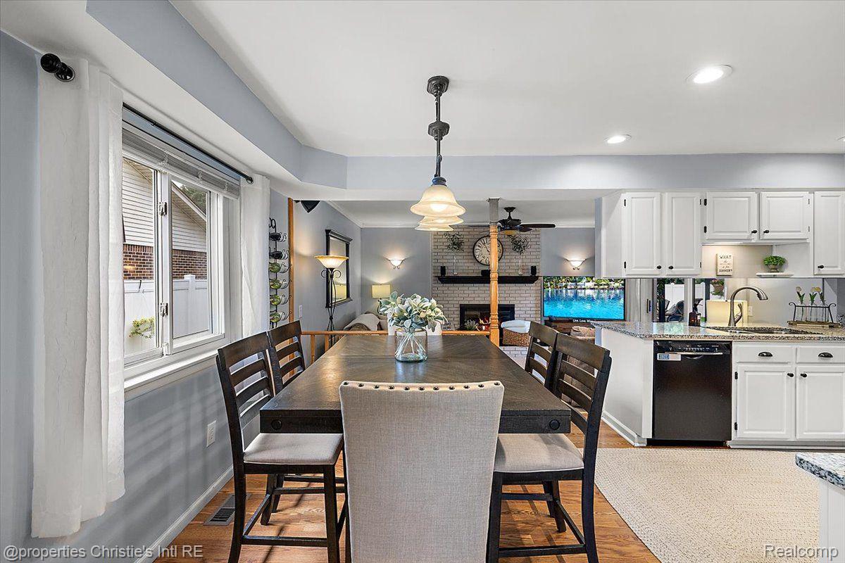 41293 IRONWOOD Drive