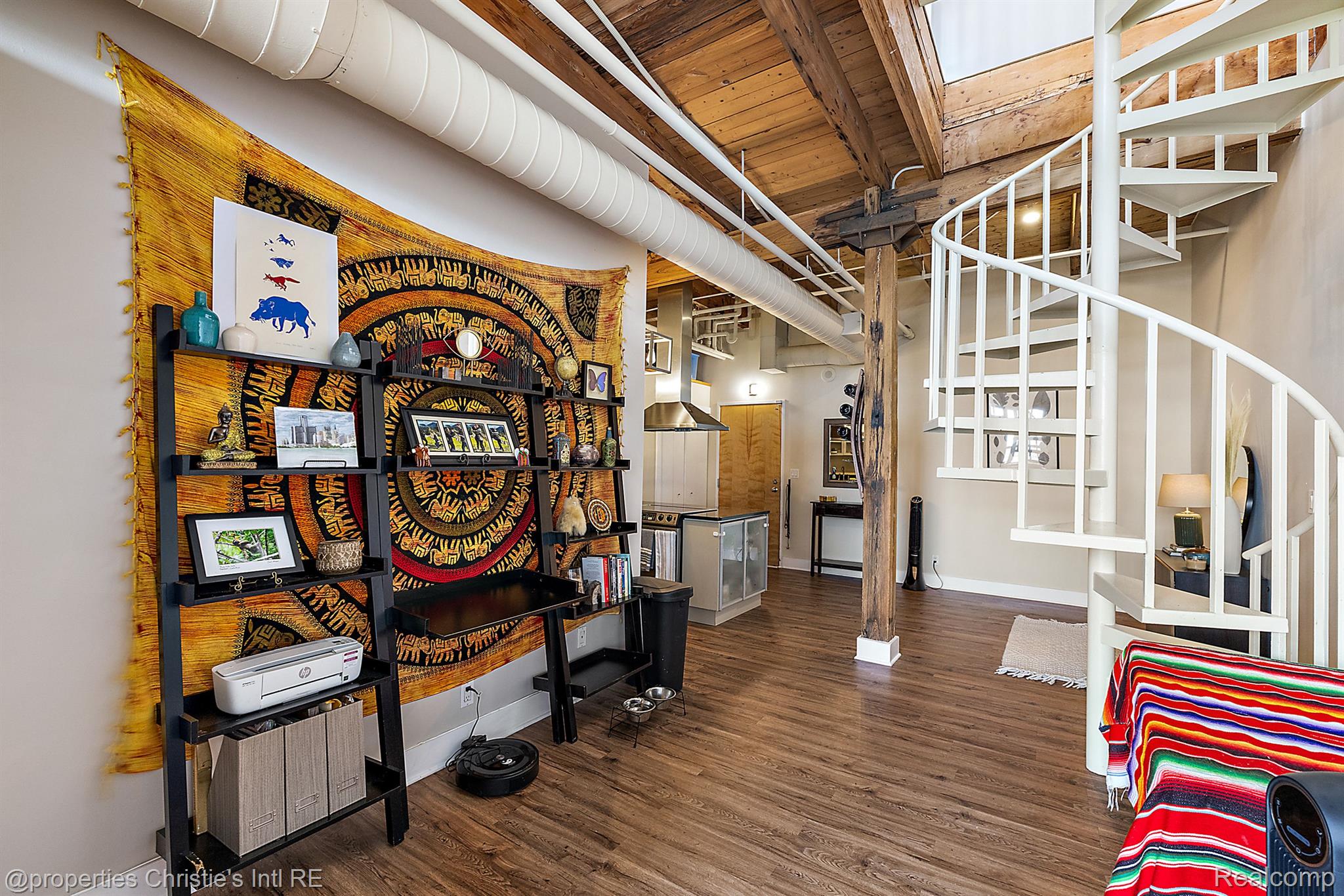 6533 E JEFFERSON Avenue 407