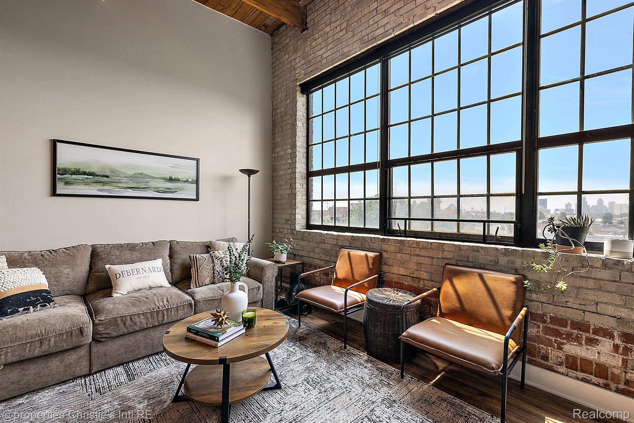 6533 E JEFFERSON Avenue 407