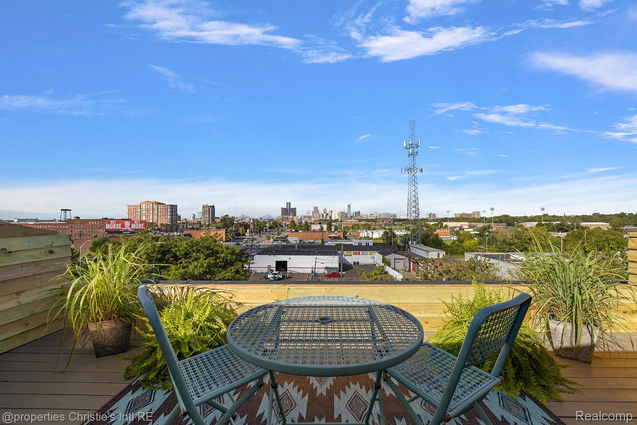 6533 E JEFFERSON Avenue 407