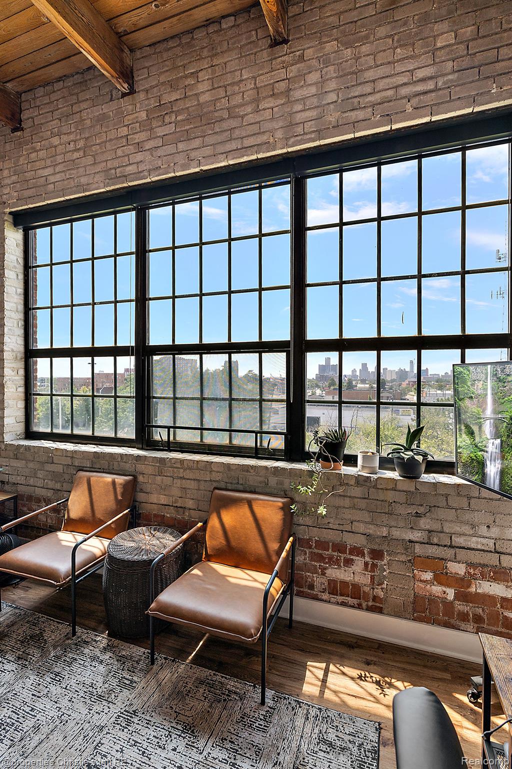 6533 E JEFFERSON Avenue 407