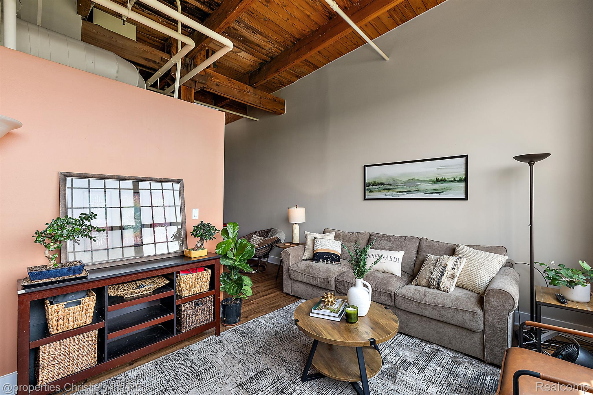 6533 E JEFFERSON Avenue 407