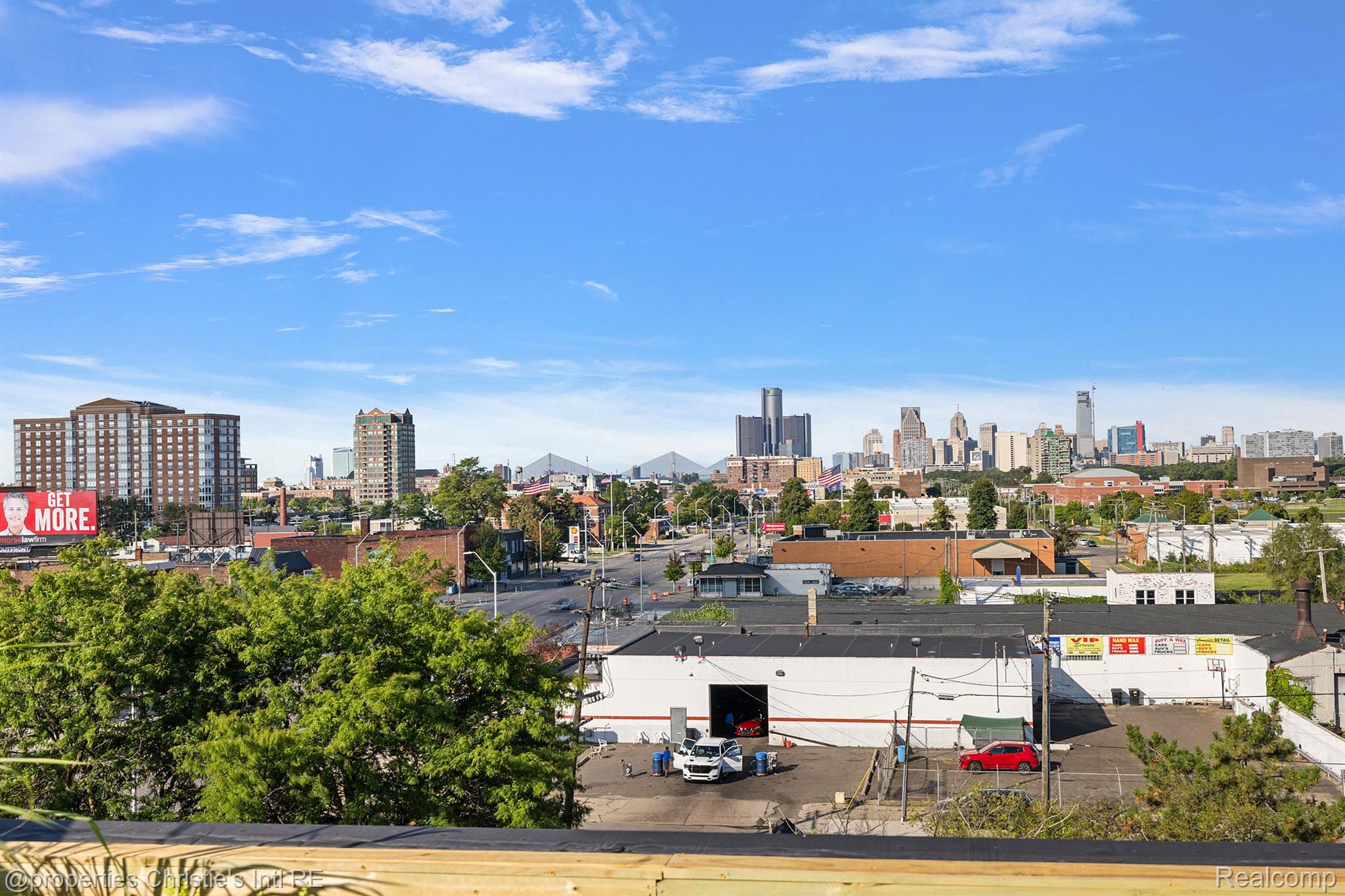 6533 E JEFFERSON Avenue 407