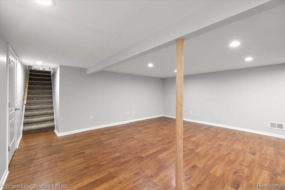 3360 Wolverine Drive