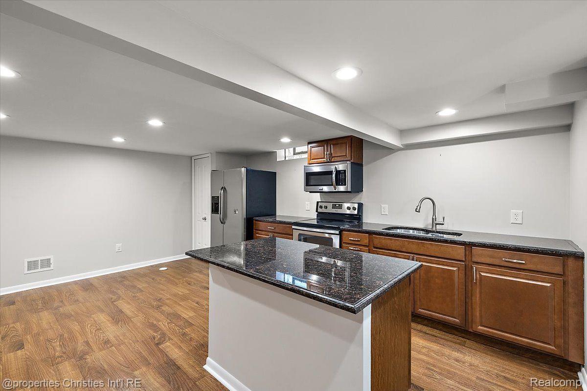 3360 Wolverine Drive